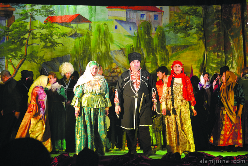 Лезгинский народный театр в городе Кусары